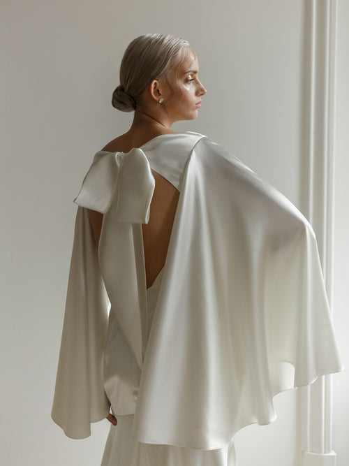 Bow_open_back_wedding_dress