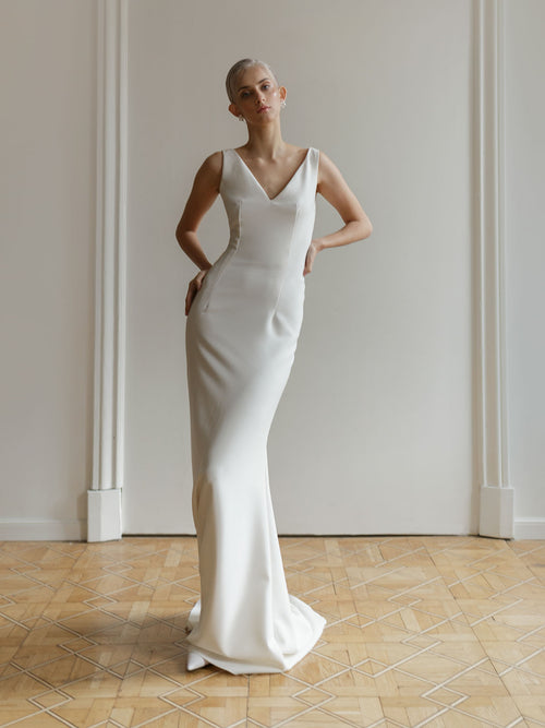 Crepe_ivory_wedding_dress