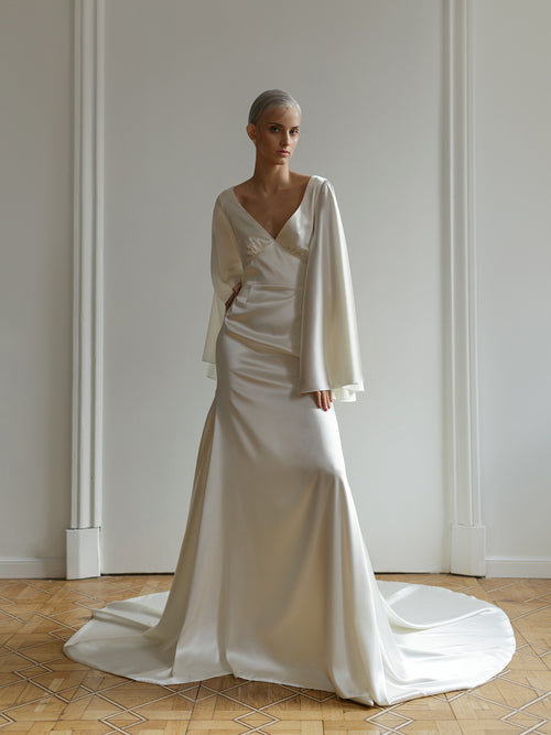 Trapeze_satin_wedding_dress