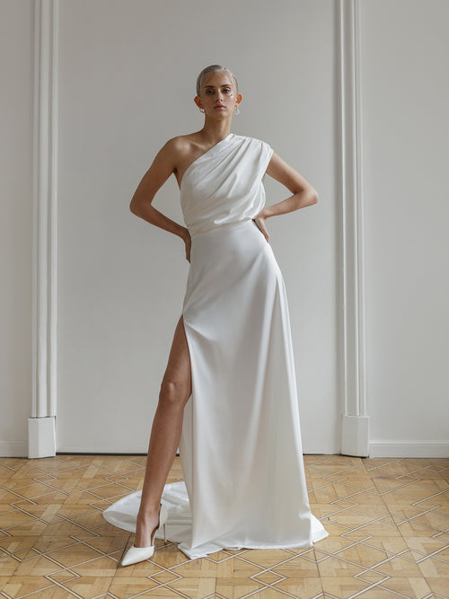Asymmetrical_wedding_dress