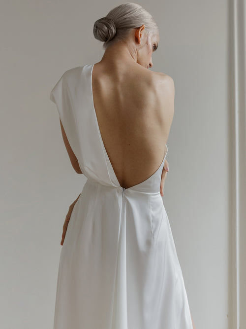 Open_back_wedding_dress_one_shoulder