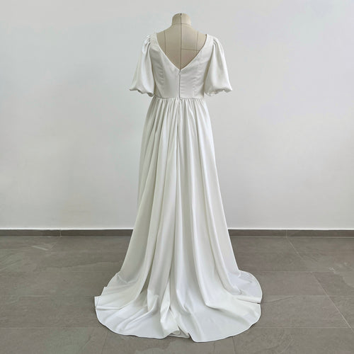Robe de mariée en chiffon avec encolure carrée