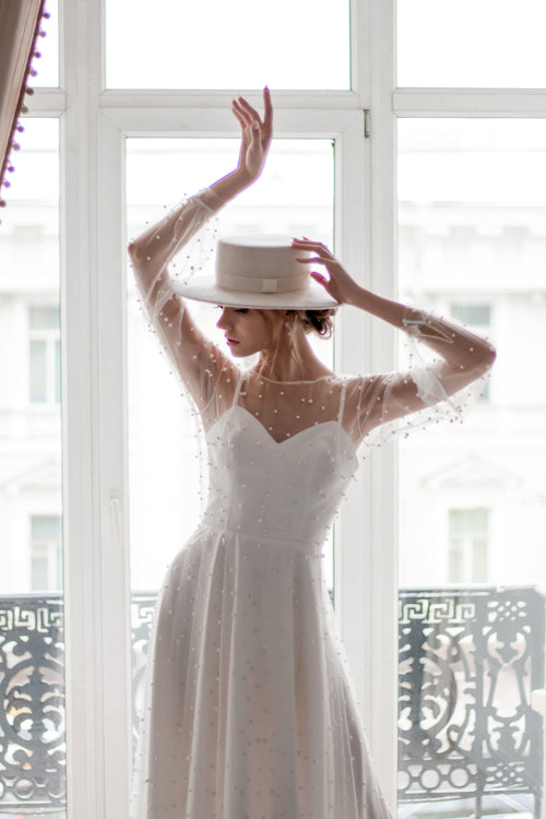 Robe de mariée perlée